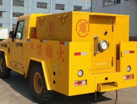 陵川凯龙爆破器材运输车：保障爆破任务的安全运行